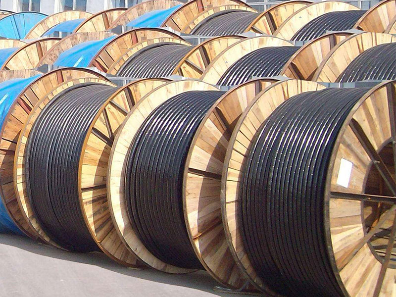 The correct way to store and transport wire and cable products